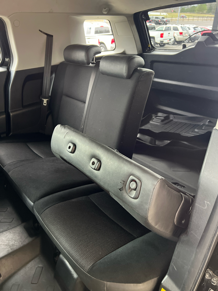 Toyota FJ Cruiser  2010