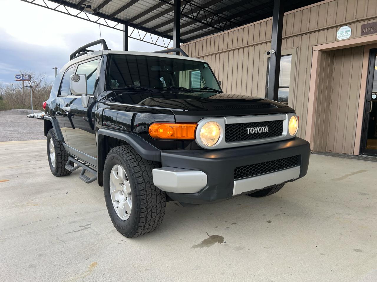 Toyota FJ Cruiser  2010
