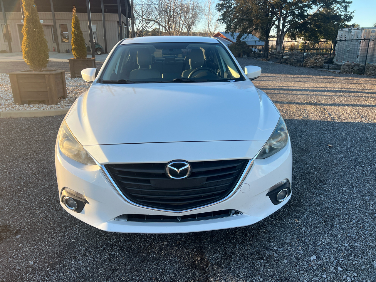 Mazda MAZDA3  2015