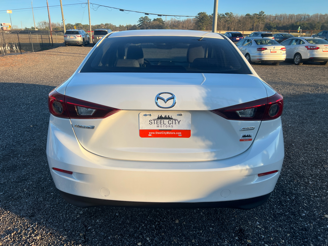 Mazda MAZDA3  2015
