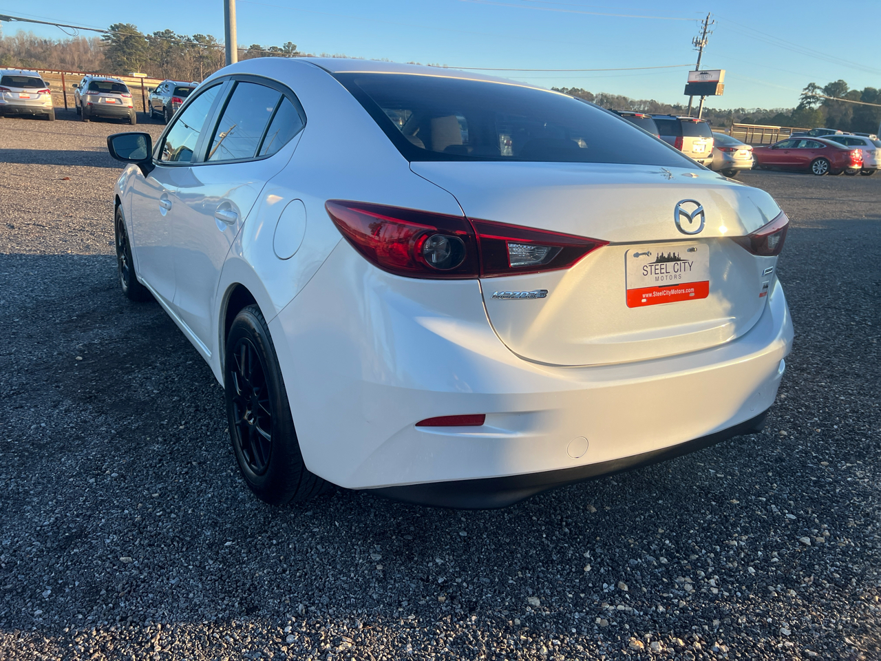 Mazda MAZDA3  2015
