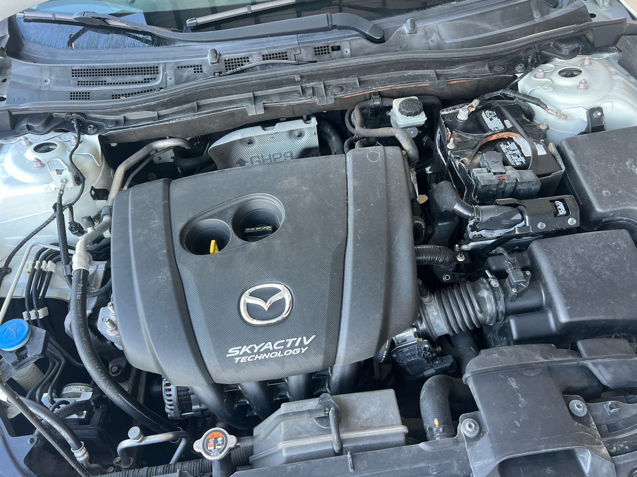 Mazda MAZDA3  2015