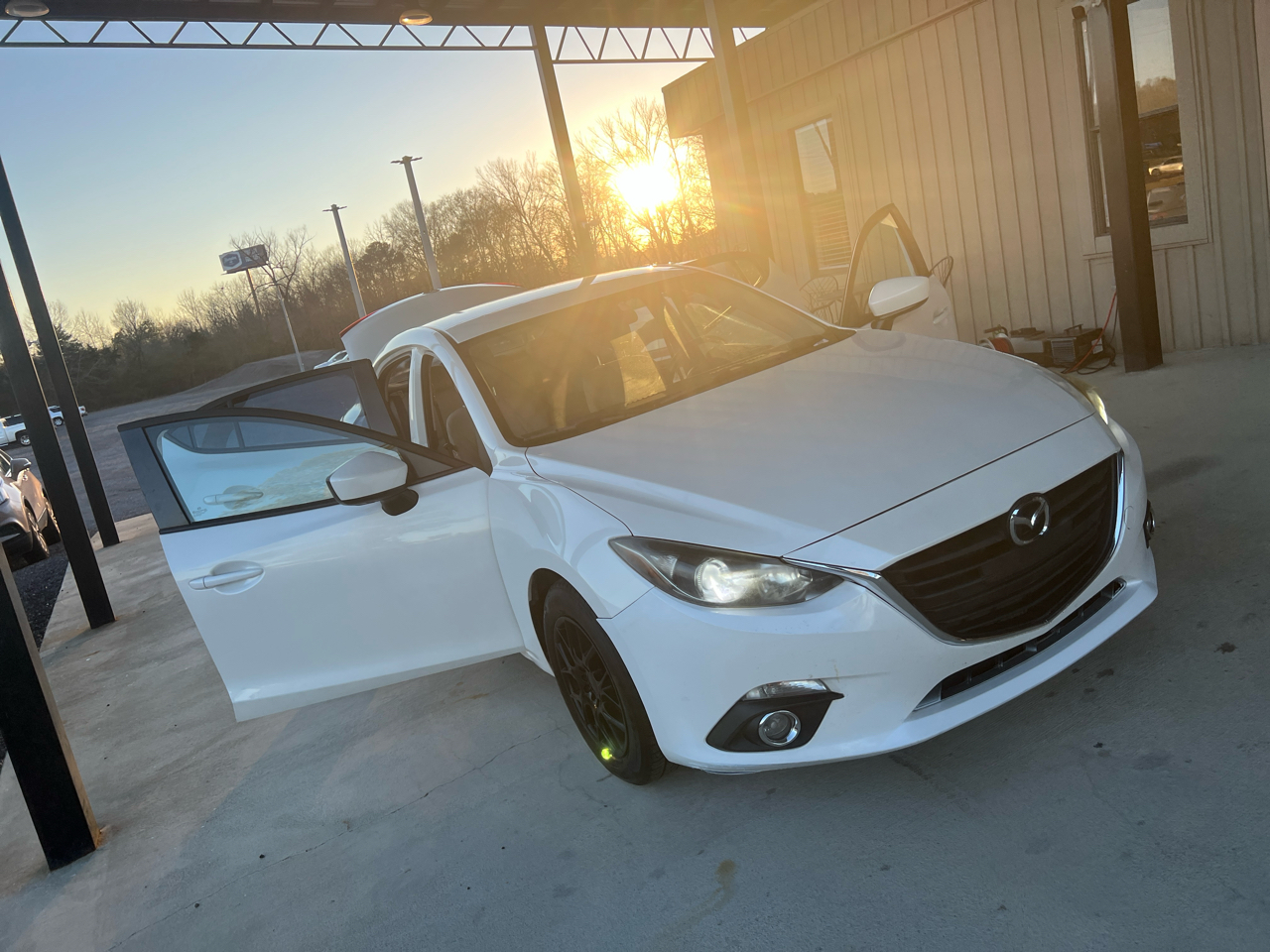 Mazda MAZDA3  2015