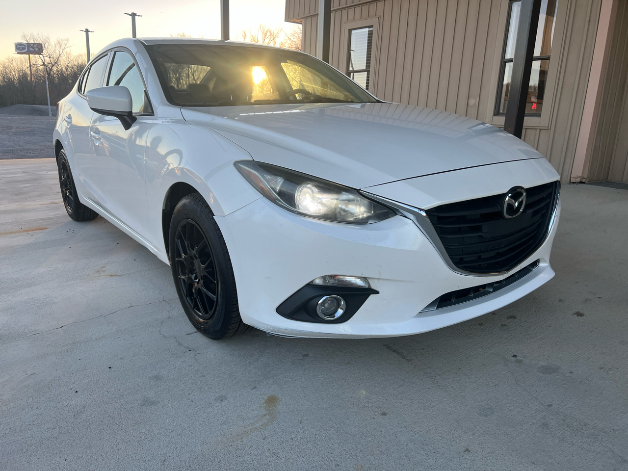 Mazda MAZDA3  2015