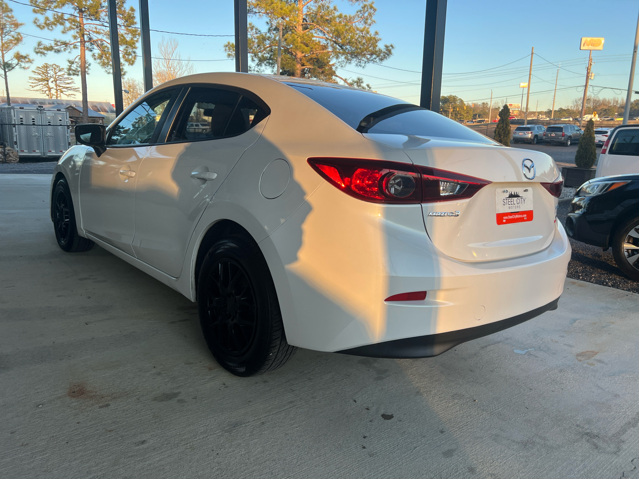 Mazda MAZDA3  2015