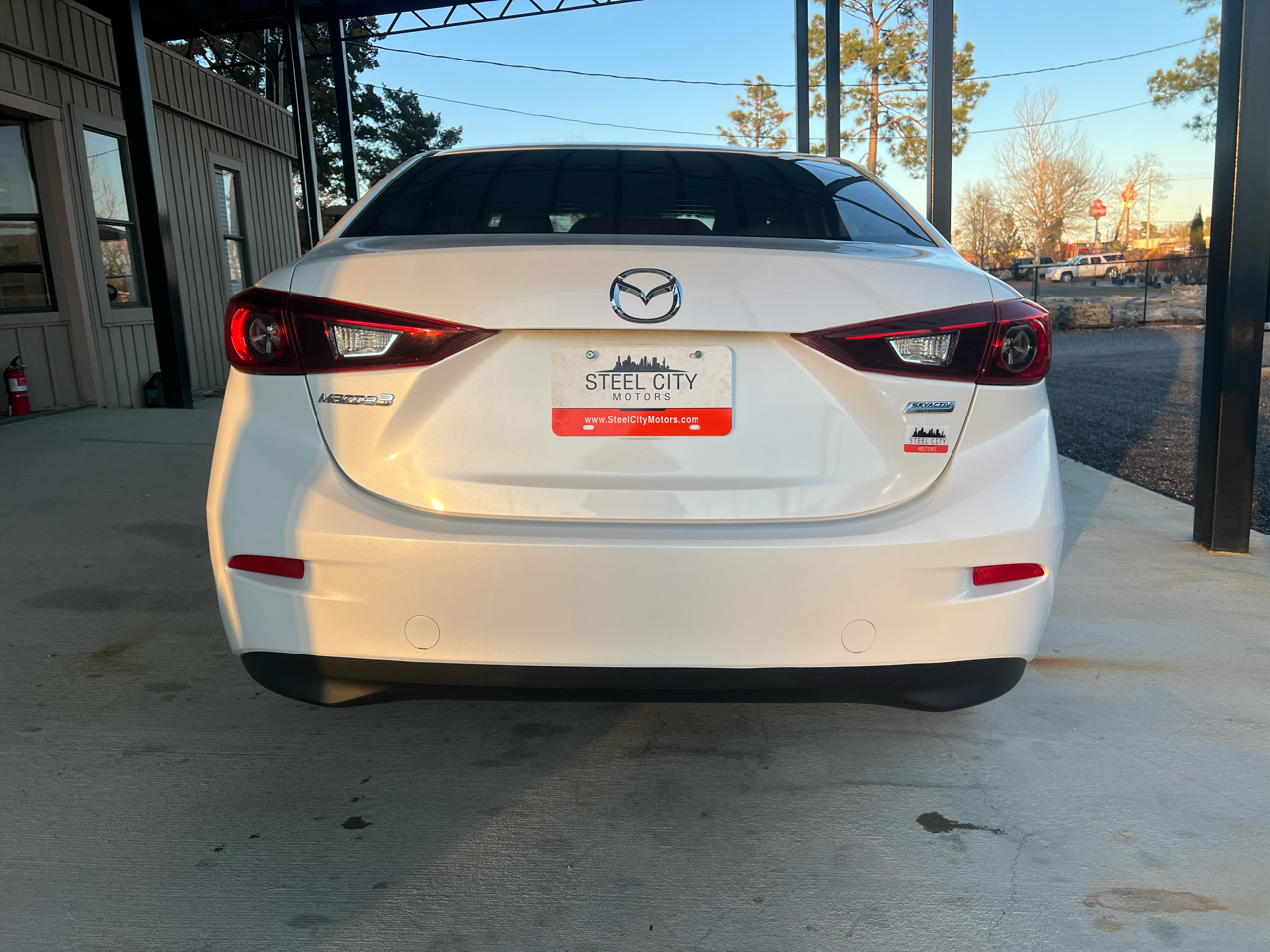 Mazda MAZDA3  2015