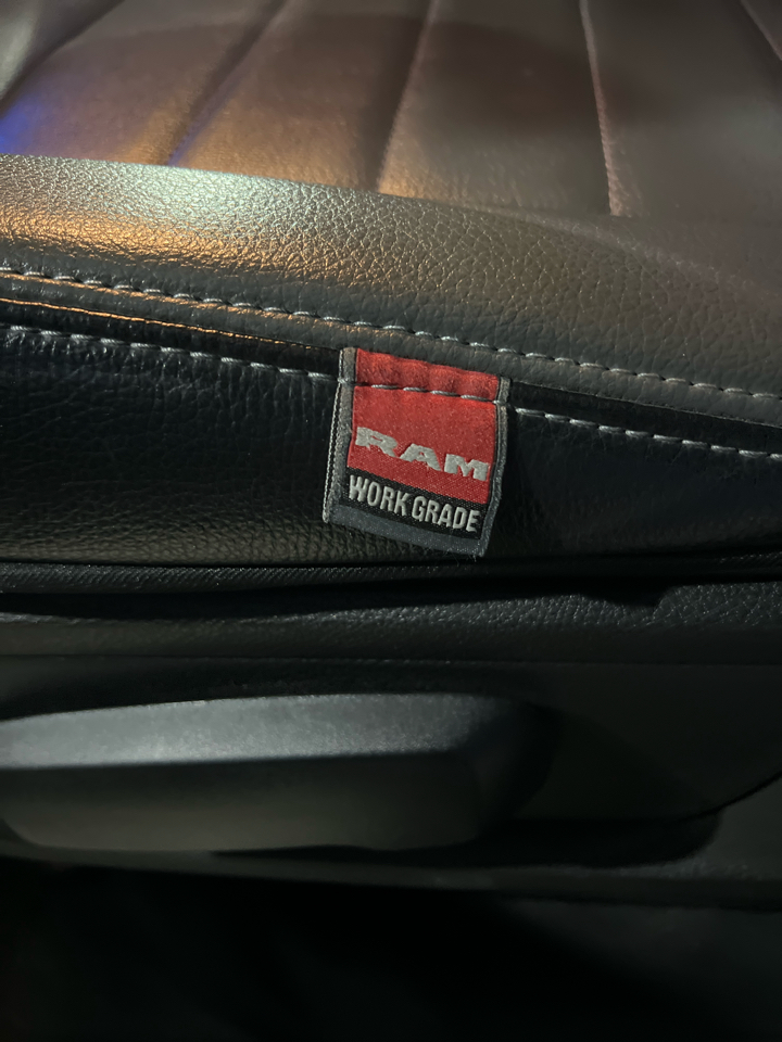 RAM 1500 Classic  2023