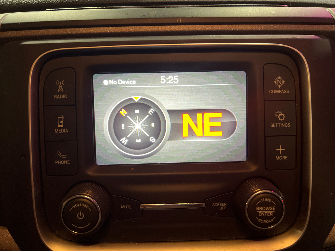 RAM 1500 Classic  2023