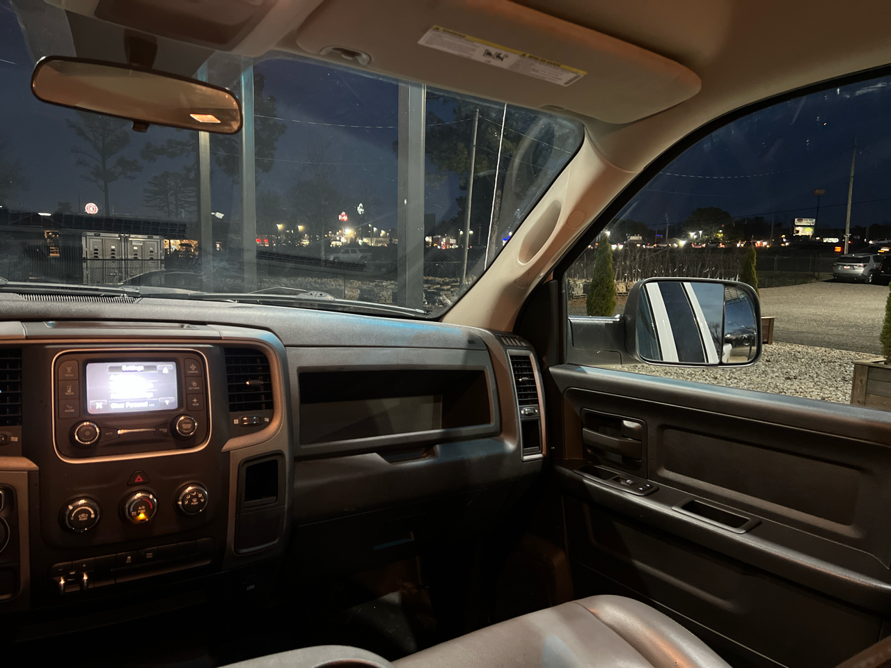 RAM 1500 Classic  2023