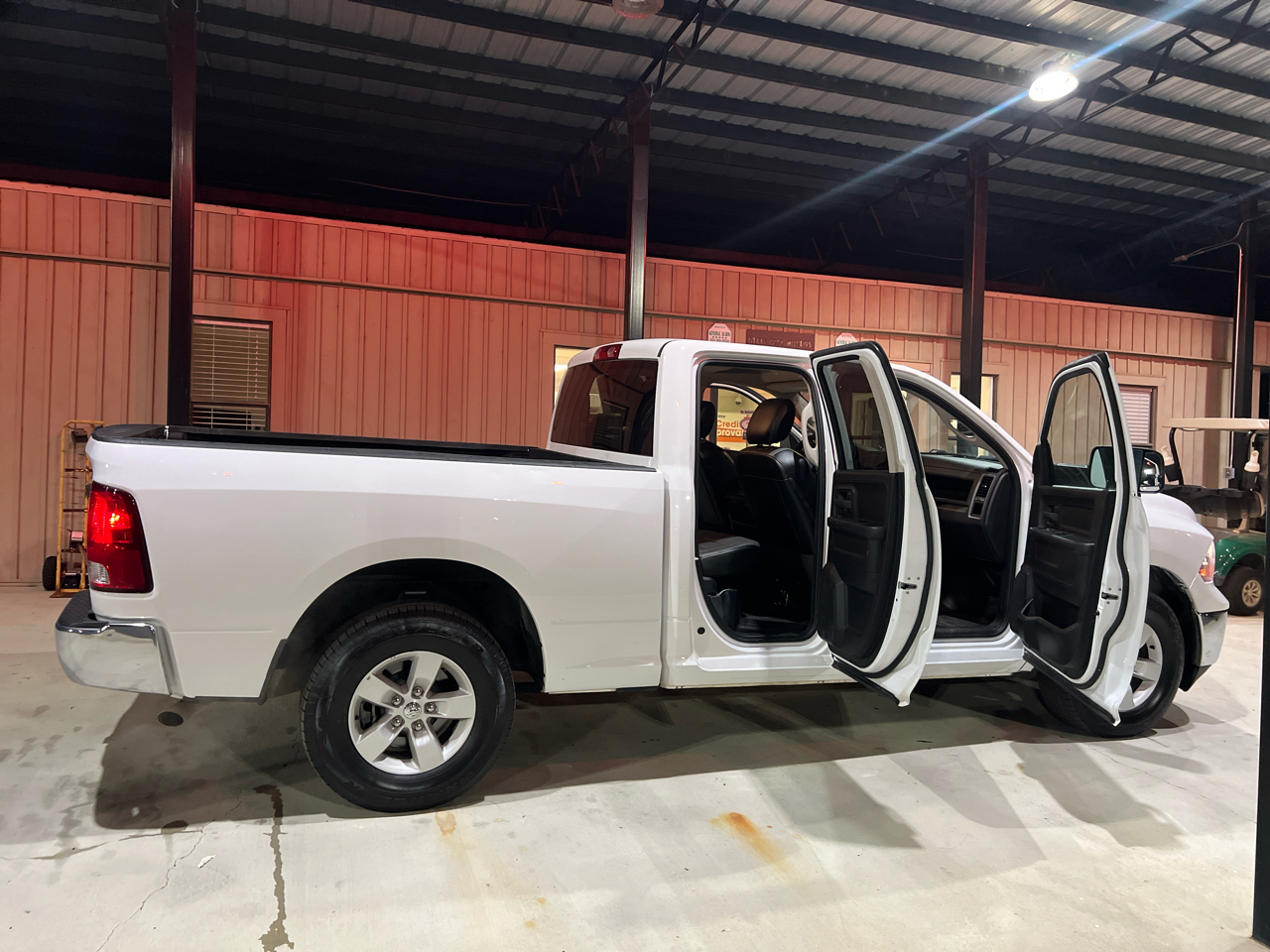 RAM 1500 Classic  2023