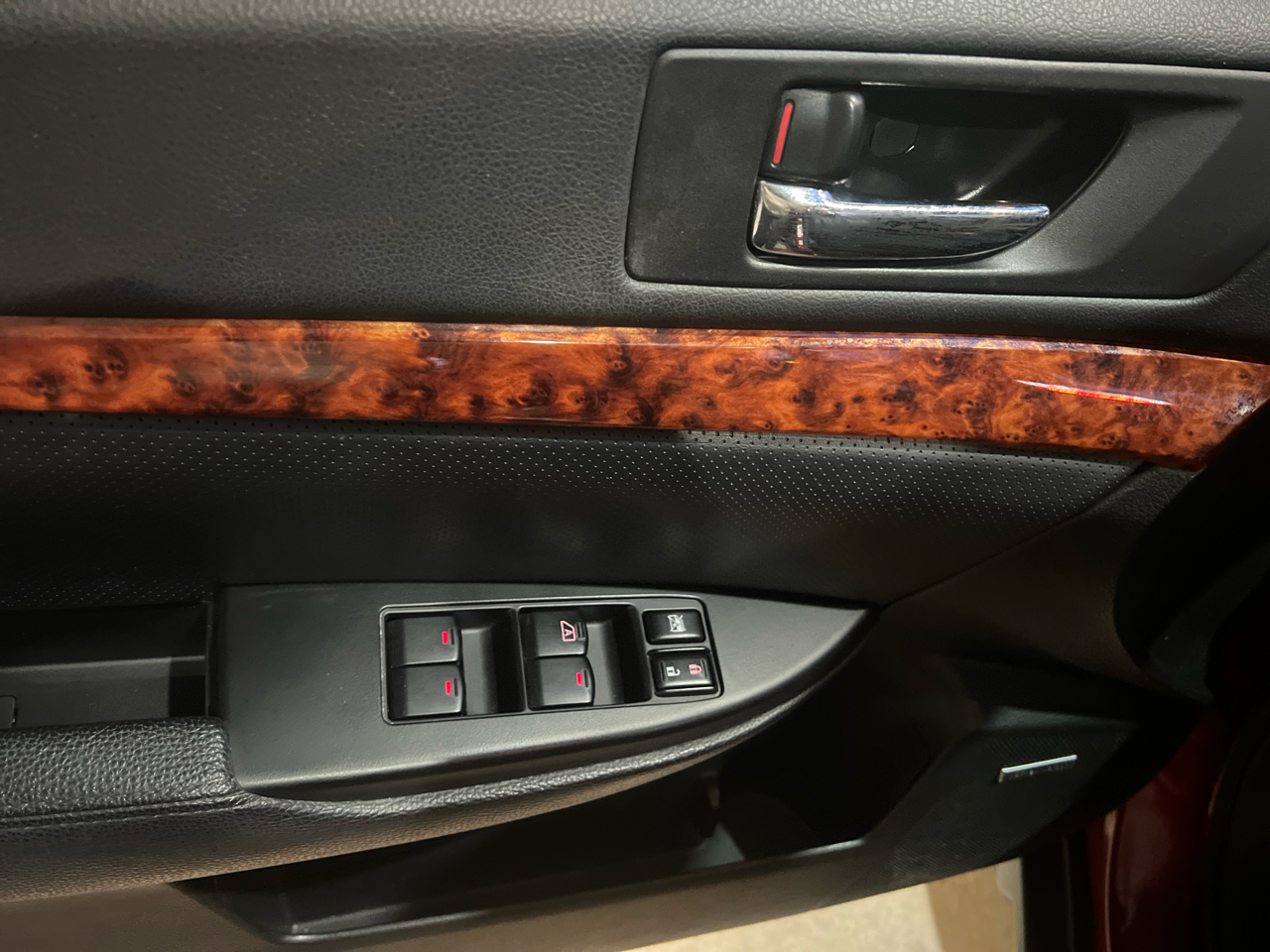 Subaru Outback  2012