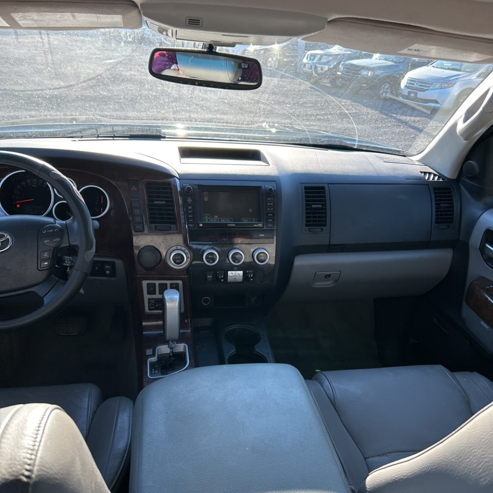 Toyota Sequoia Platinum 2008