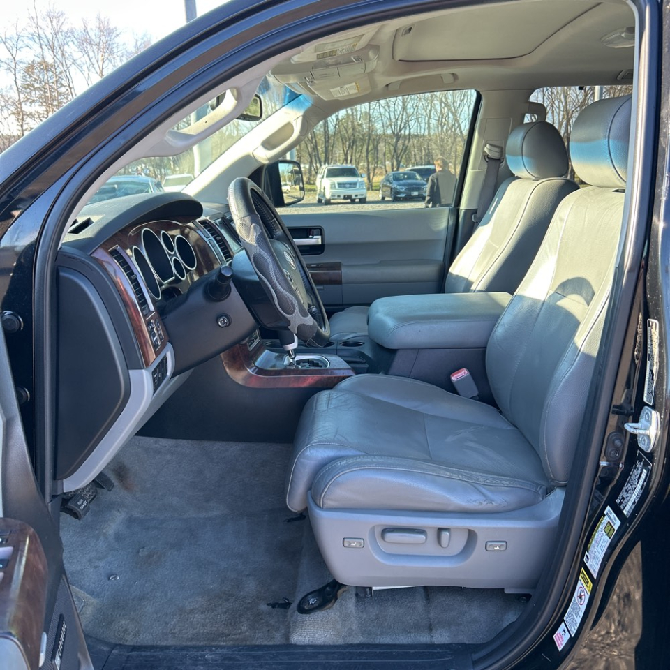 Toyota Sequoia Platinum 2008