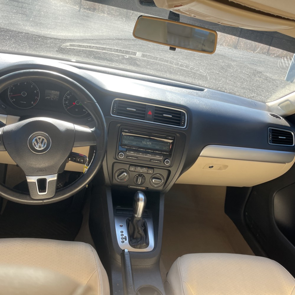 Volkswagen Jetta SE 2013