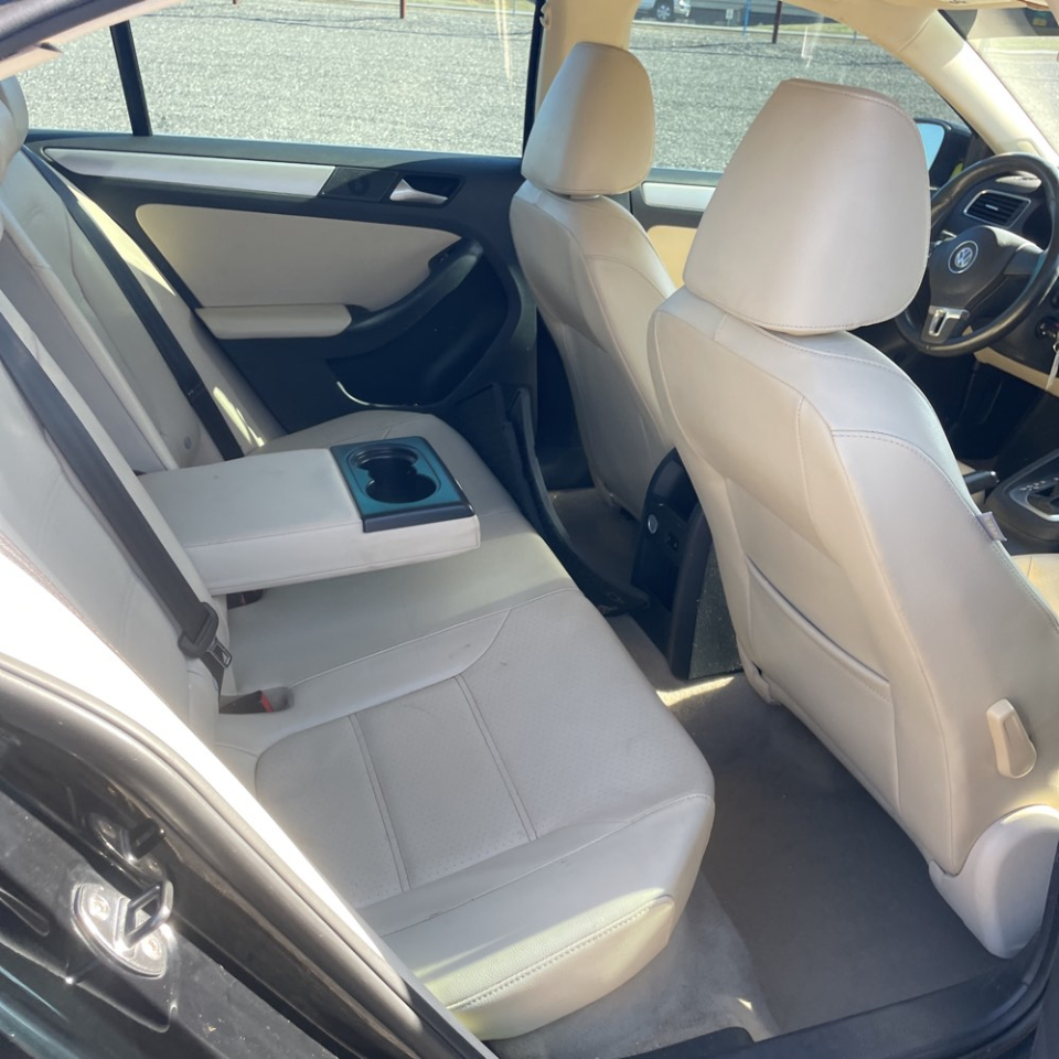 Volkswagen Jetta SE 2013