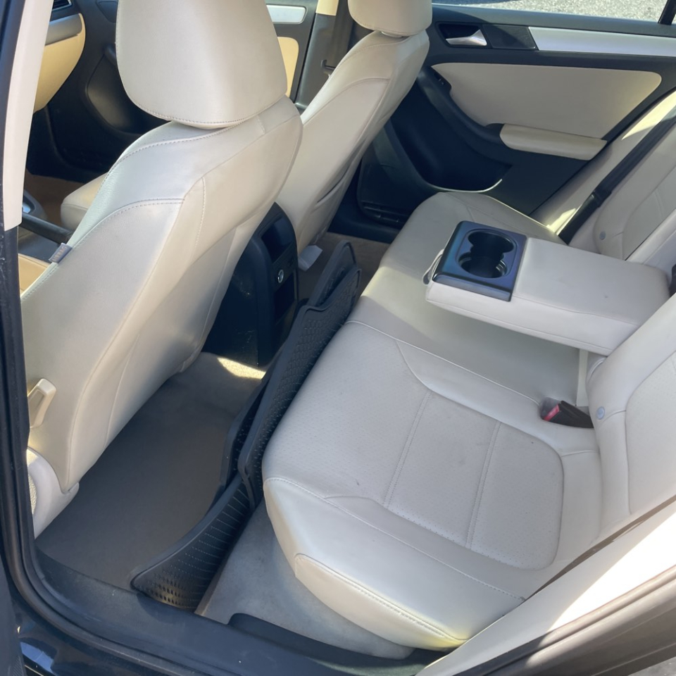 Volkswagen Jetta SE 2013