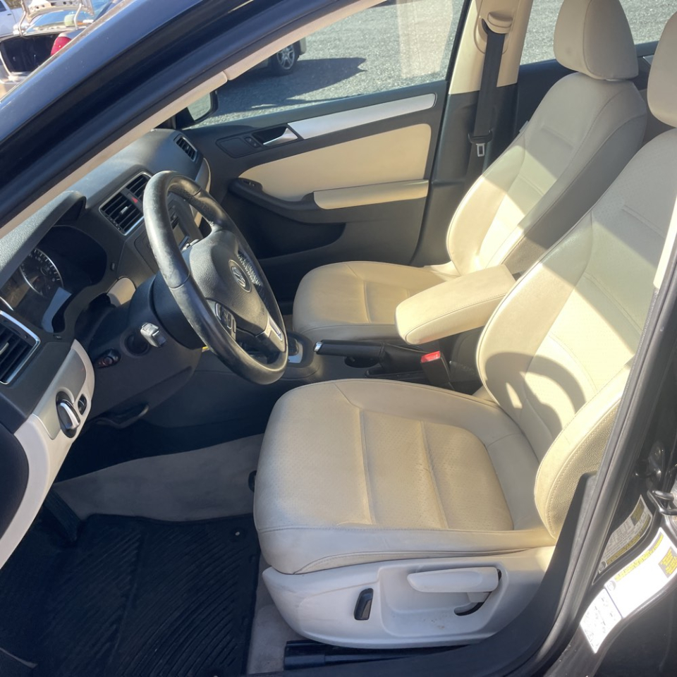 Volkswagen Jetta SE 2013