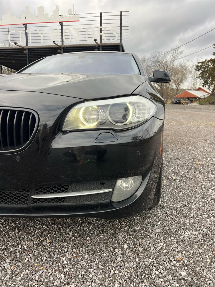 BMW 5-Series  2013