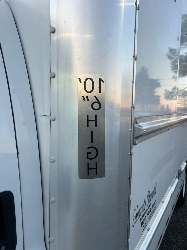 GMC Savana 3500 2018