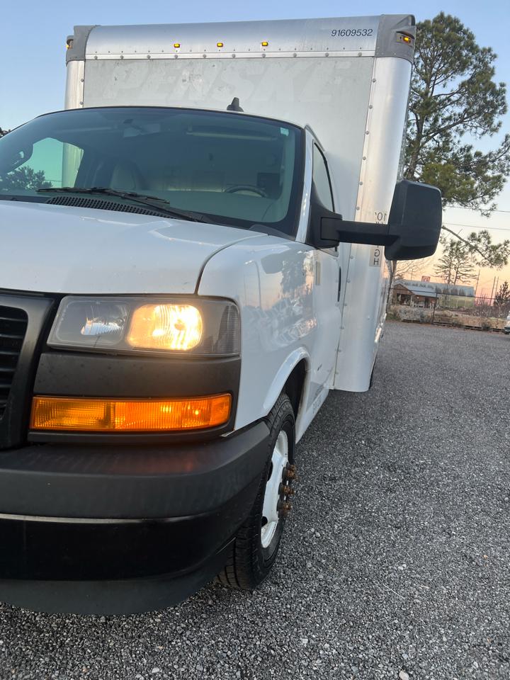 GMC Savana 3500 2018