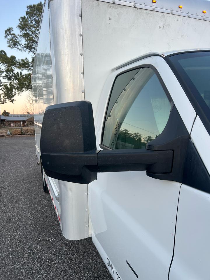 GMC Savana 3500 2018