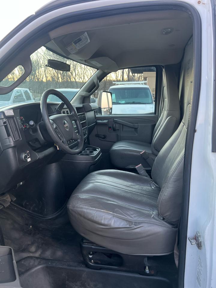 GMC Savana 3500 2018