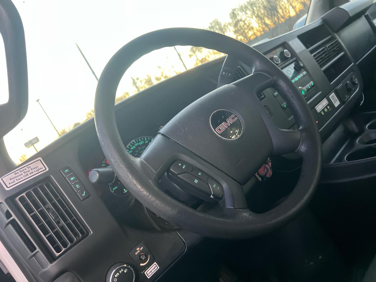 GMC Savana 3500 2018