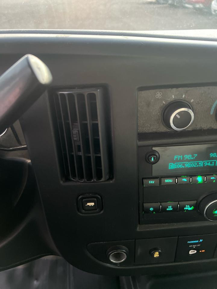 GMC Savana 3500 2018