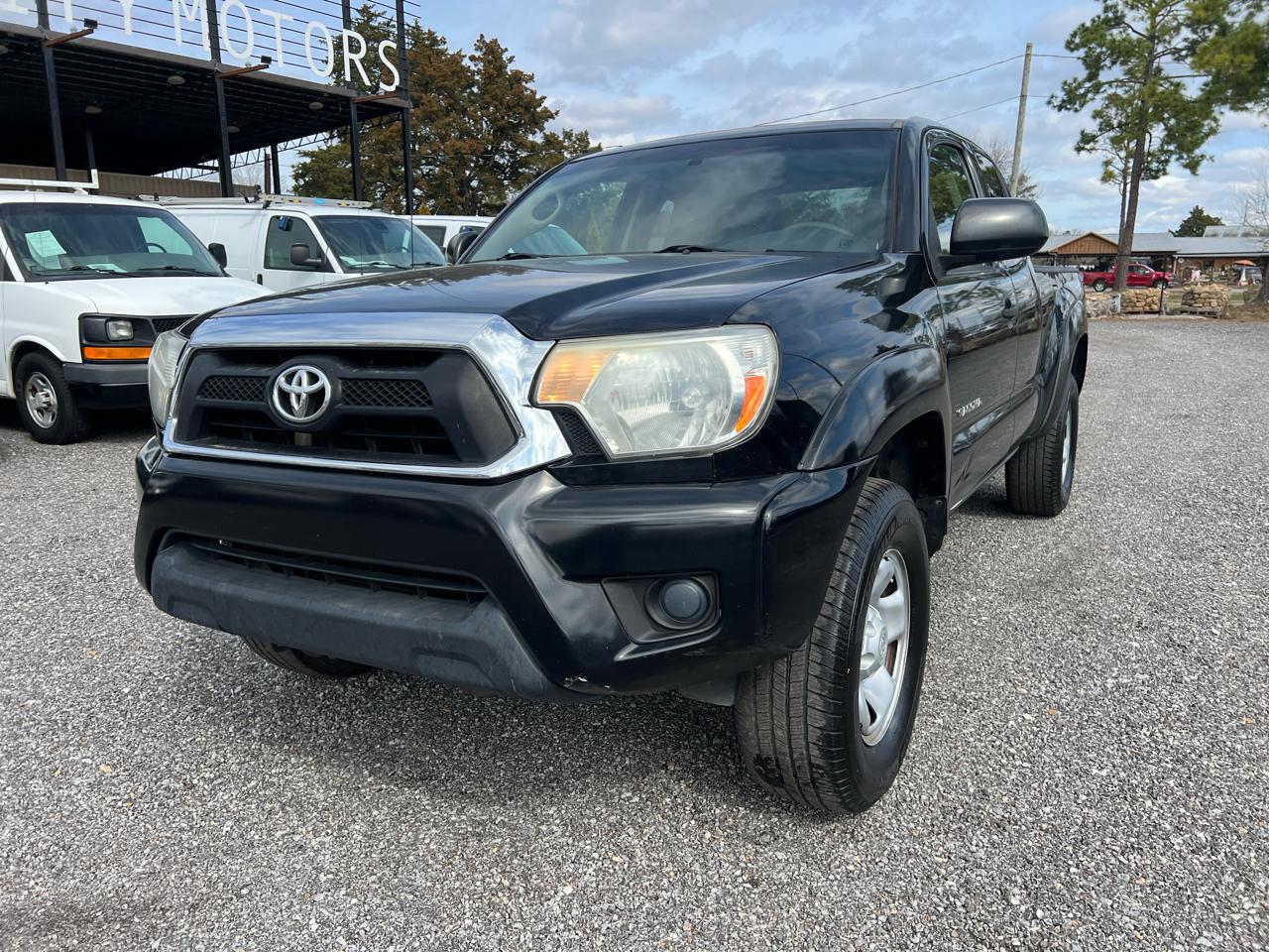 Toyota Tacoma  2014