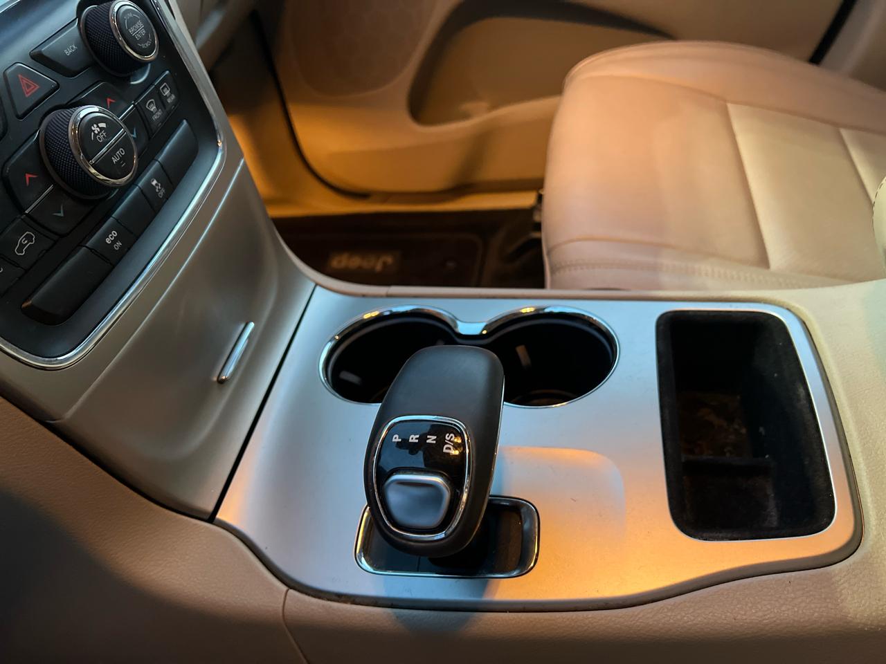 Jeep Grand Cherokee  2014