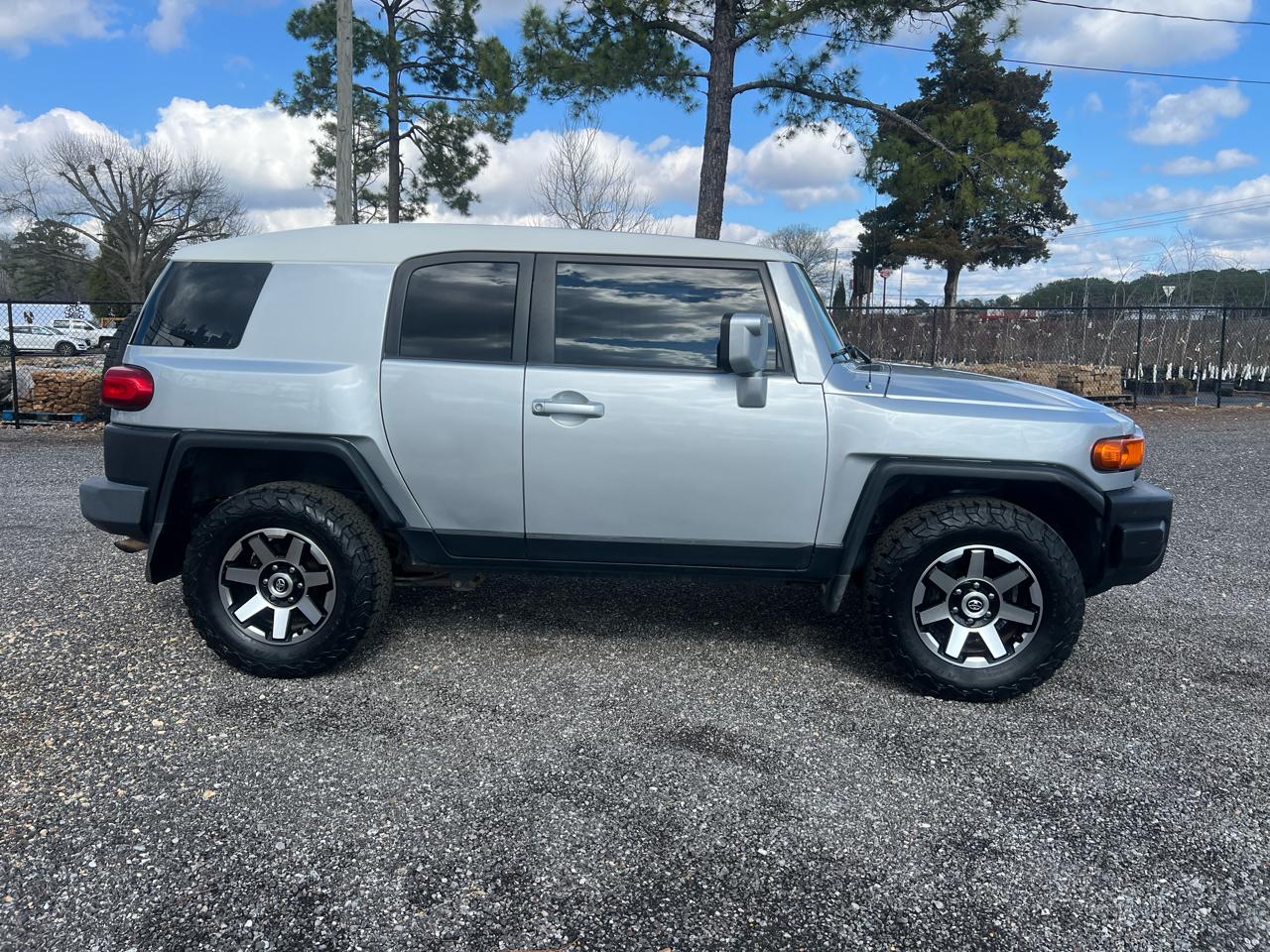 Toyota FJ Cruiser  2007