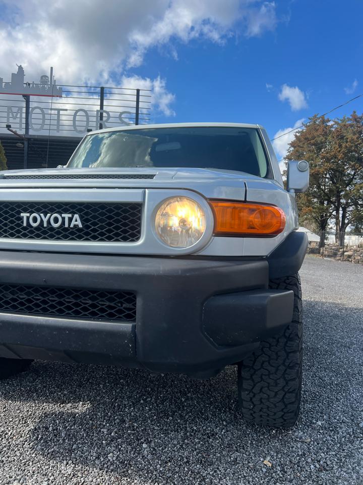 Toyota FJ Cruiser  2007