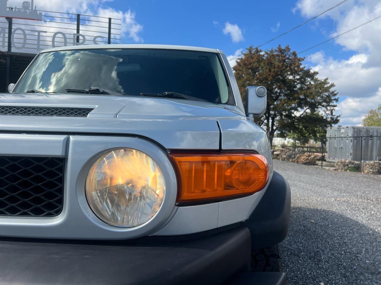 Toyota FJ Cruiser  2007