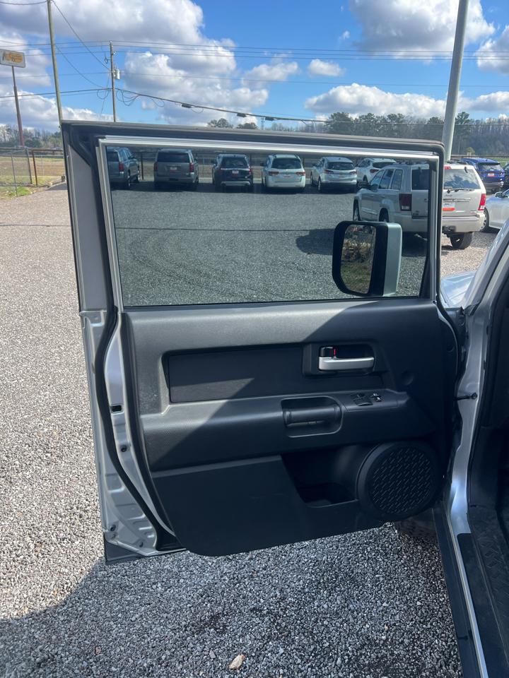 Toyota FJ Cruiser  2007