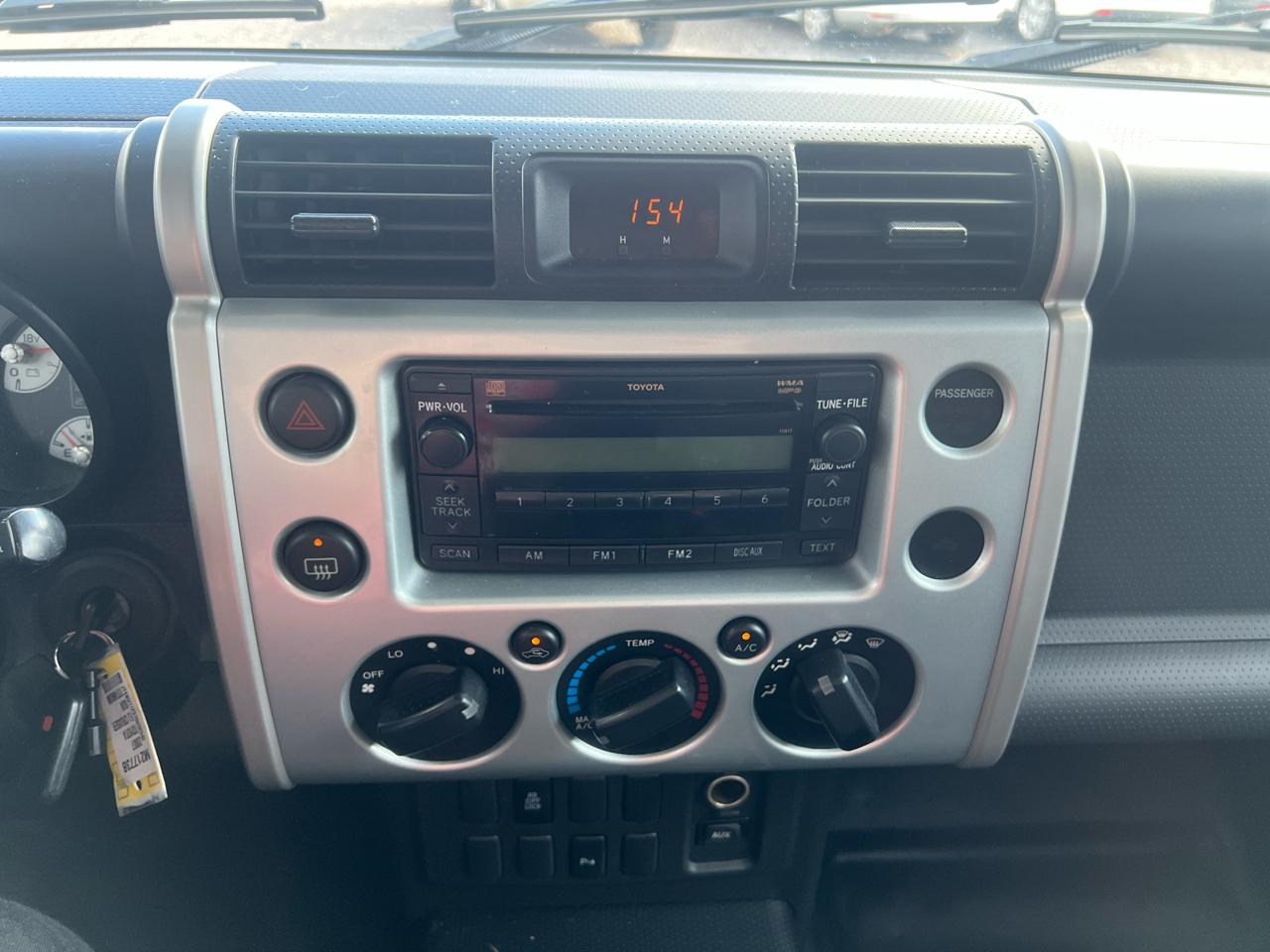 Toyota FJ Cruiser  2007