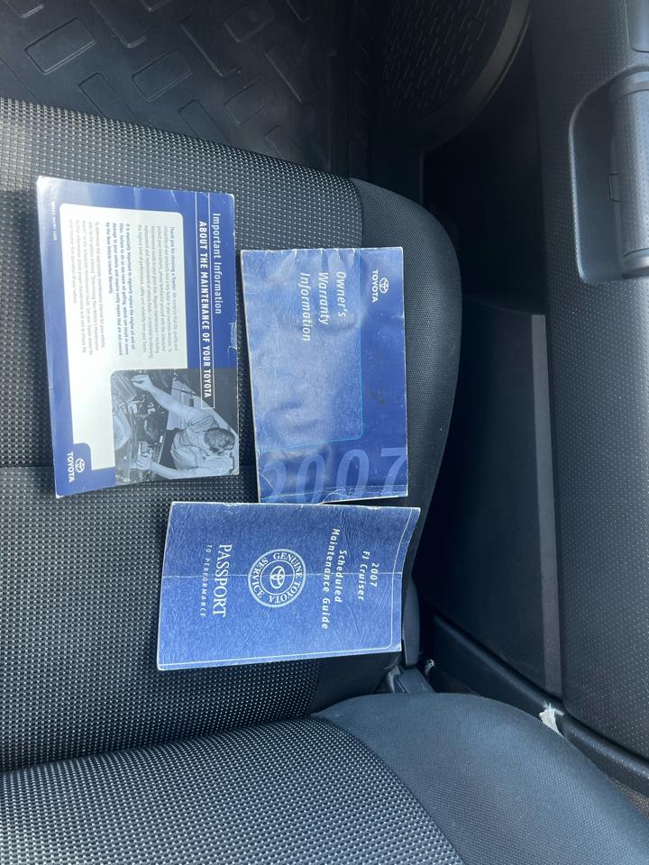 Toyota FJ Cruiser  2007