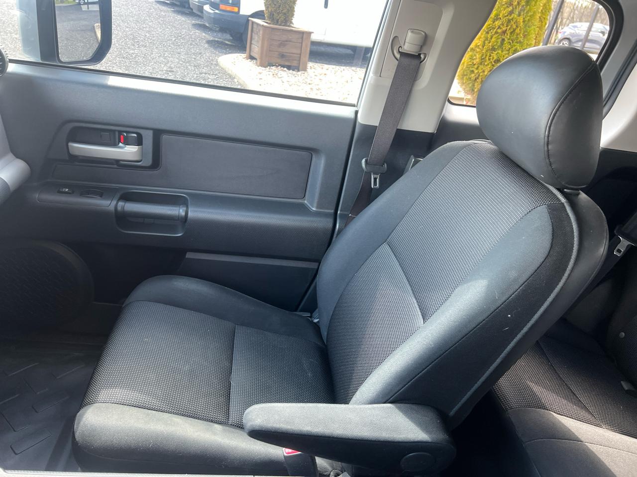 Toyota FJ Cruiser  2007