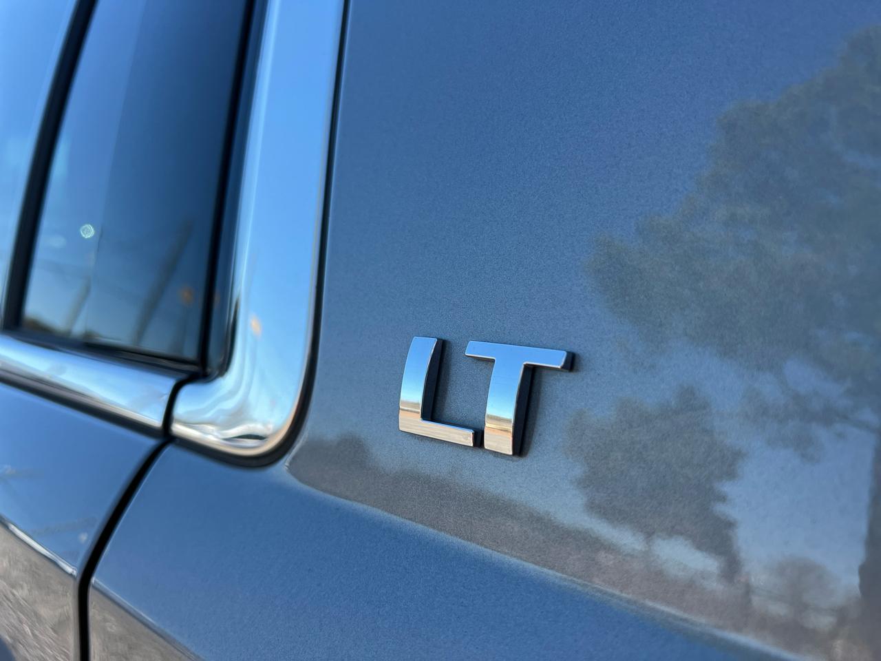 Chevrolet Suburban  2018