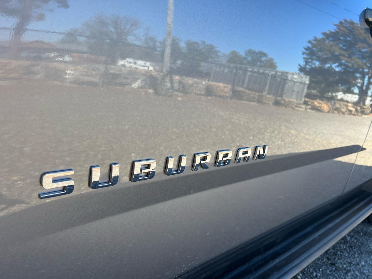 Chevrolet Suburban  2018