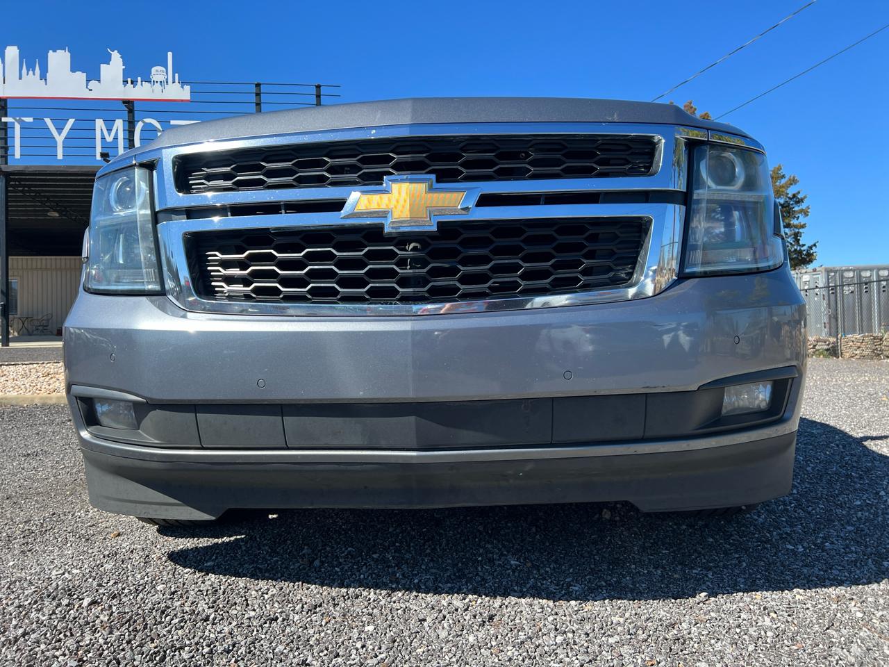 Chevrolet Suburban  2018