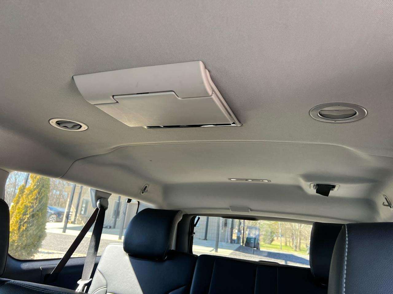 Chevrolet Suburban  2018