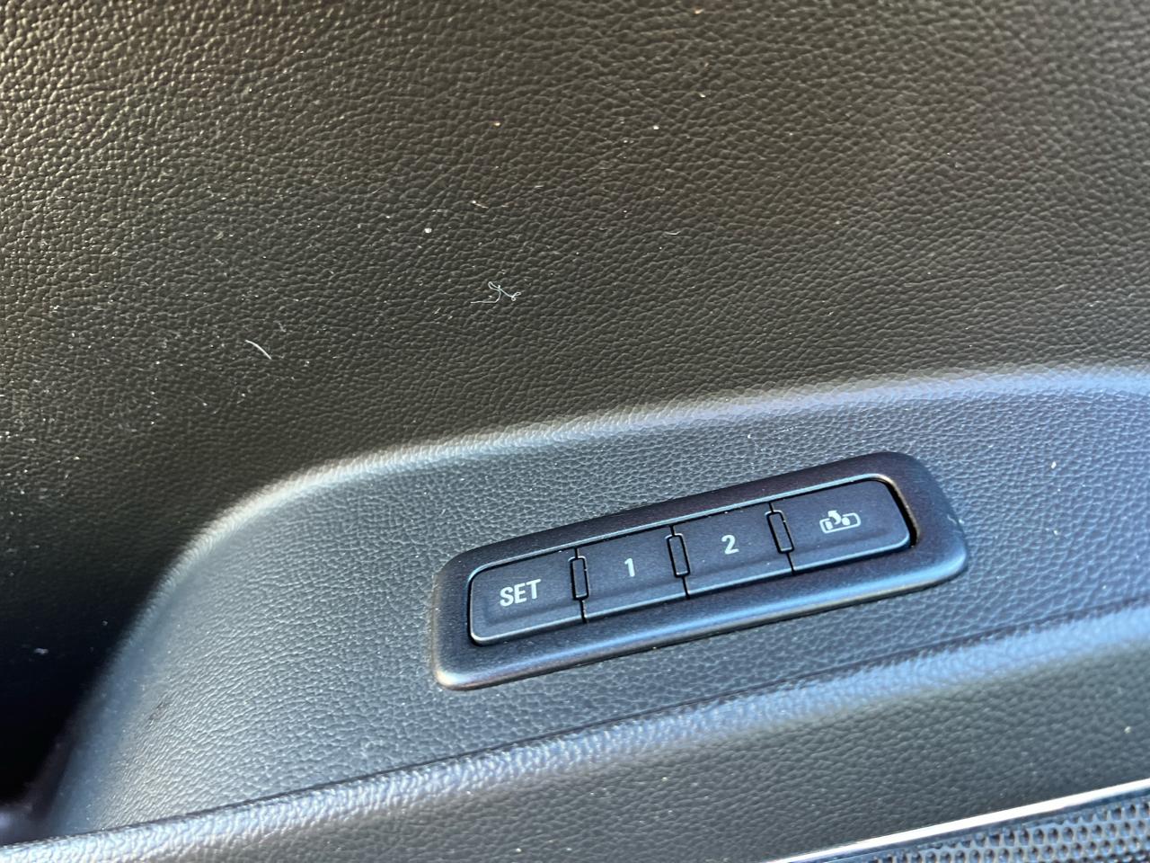 Chevrolet Suburban  2018