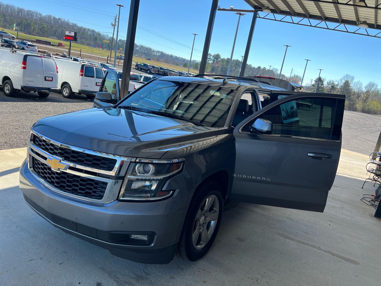 Chevrolet Suburban  2018