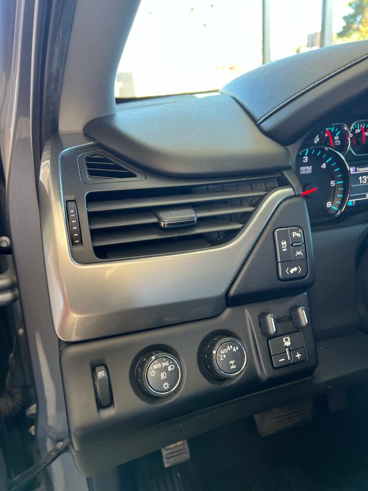 Chevrolet Suburban  2018