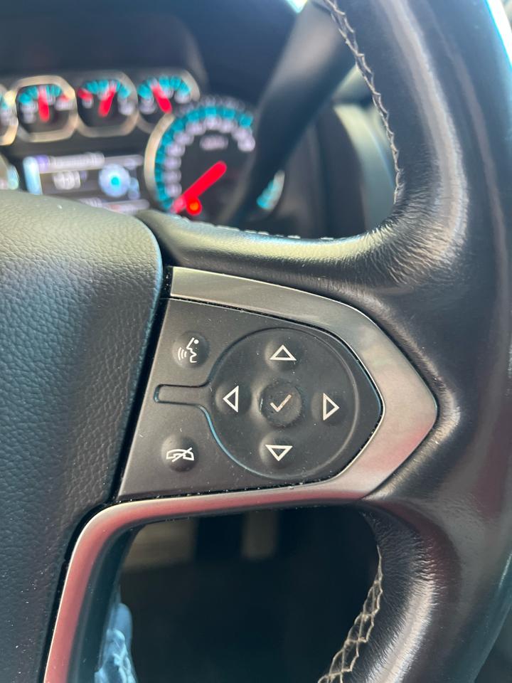 Chevrolet Suburban  2018