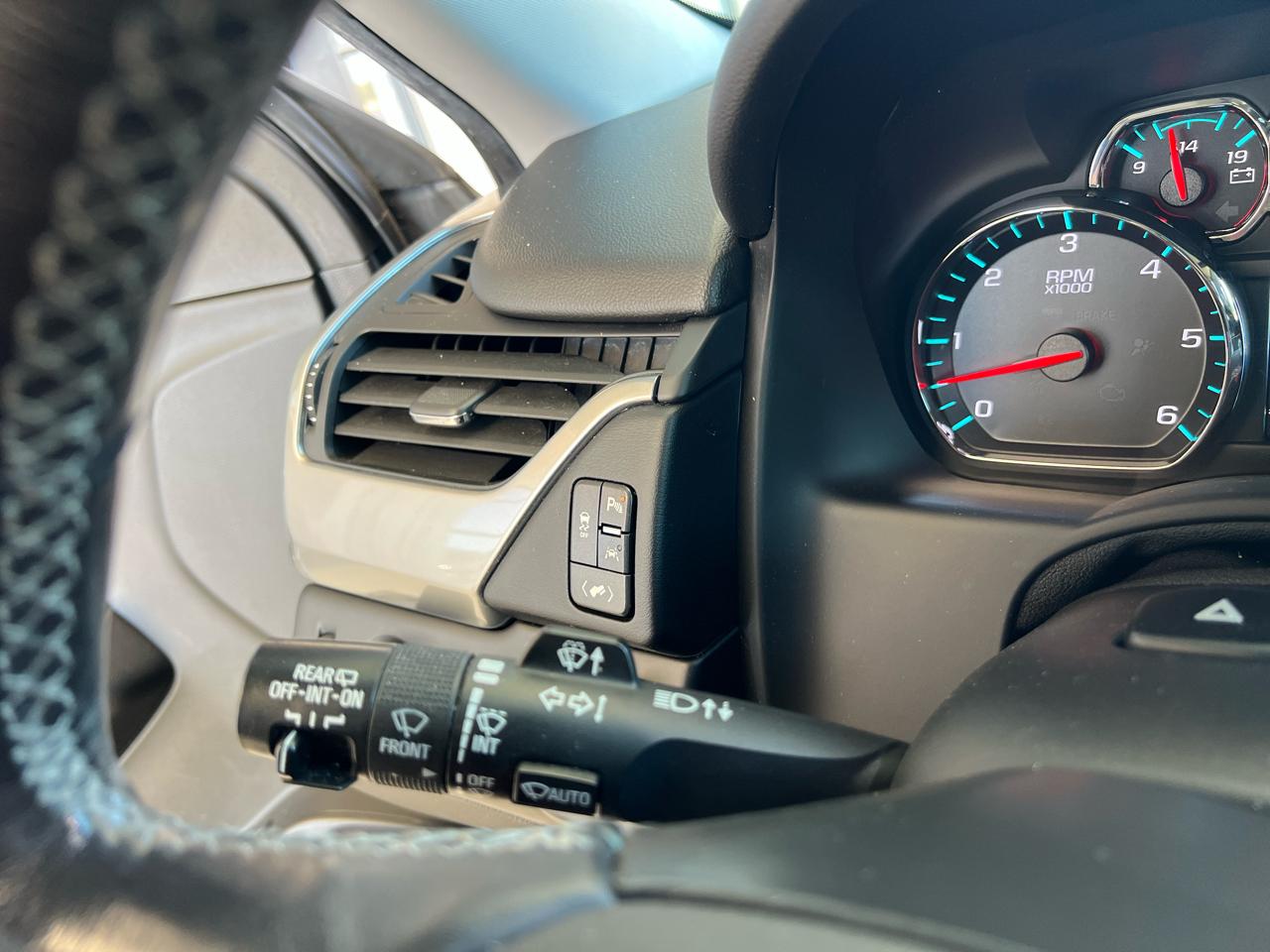 Chevrolet Suburban  2018