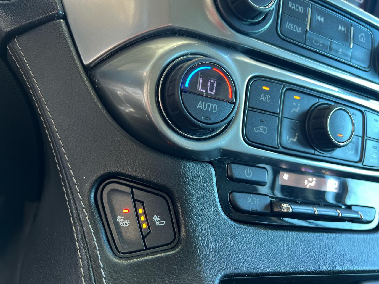 Chevrolet Suburban  2018