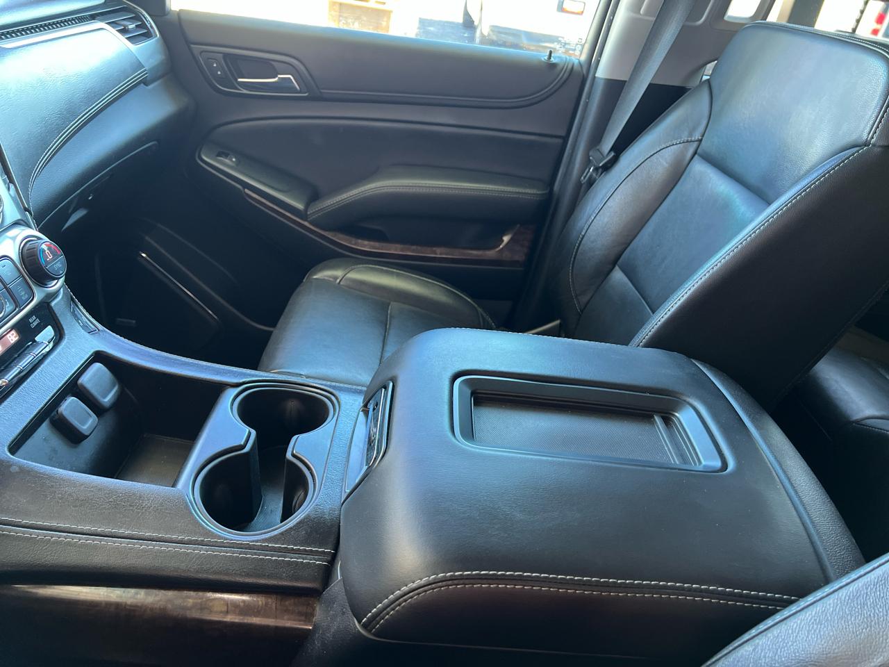 Chevrolet Suburban  2018