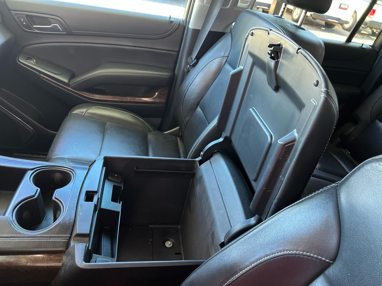 Chevrolet Suburban  2018