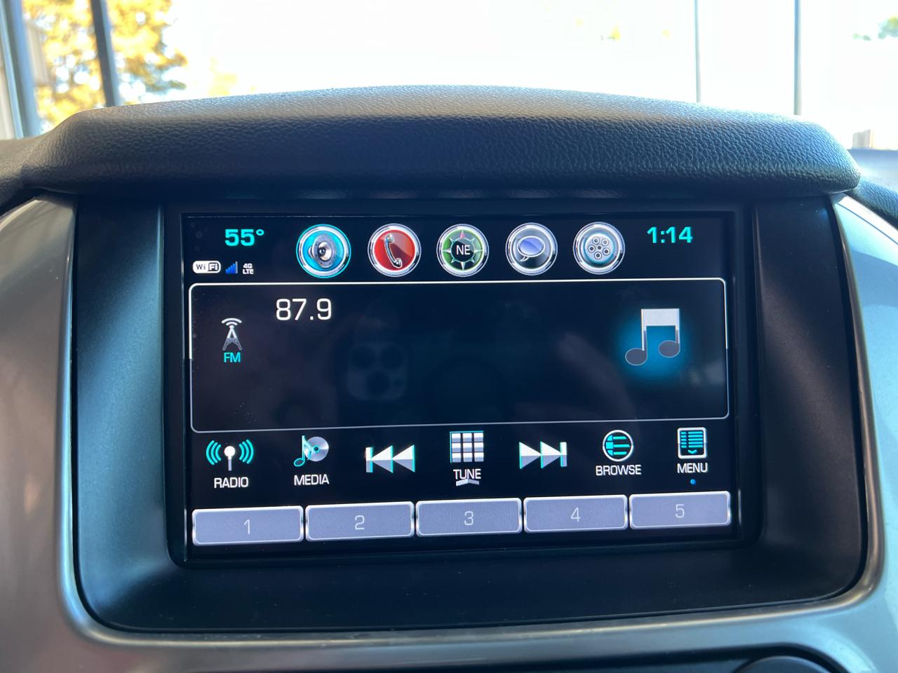 Chevrolet Suburban  2018